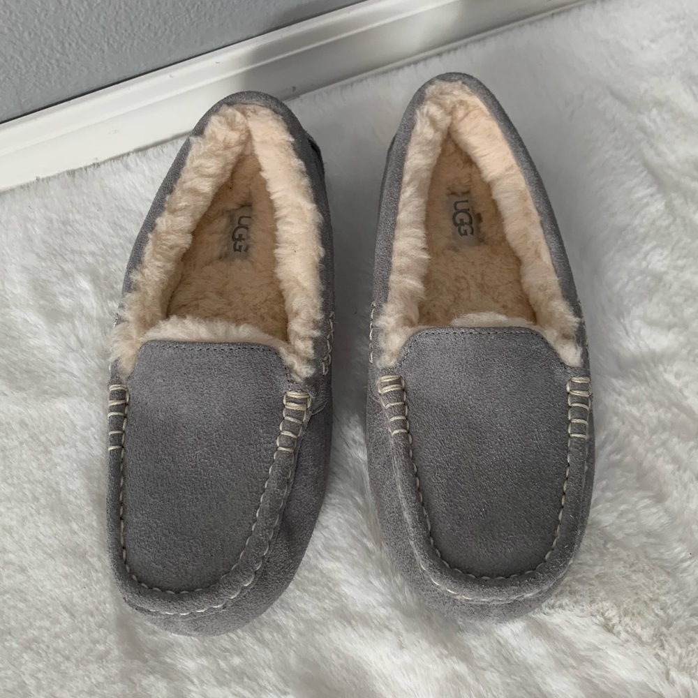 UGV ANSLEY SLIPPERS